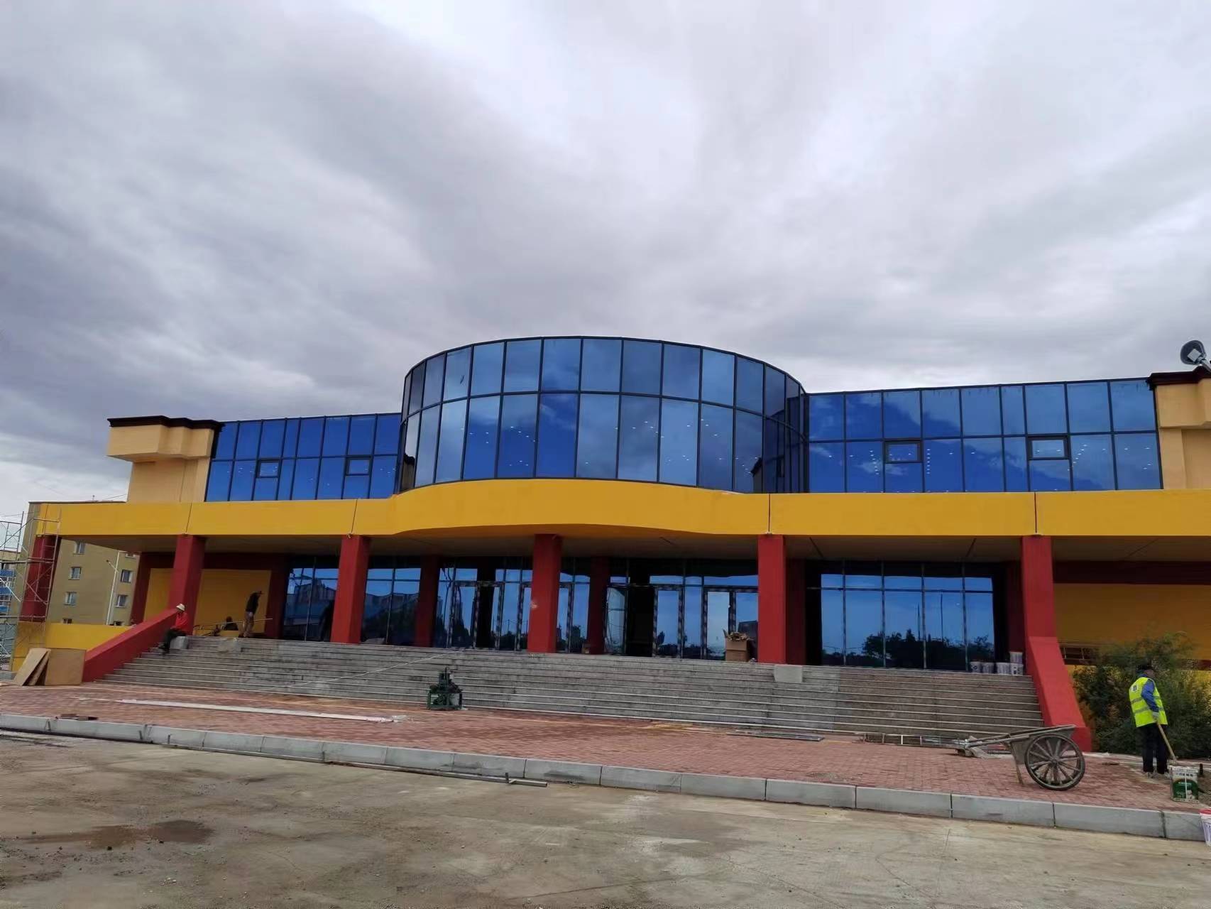 蒙古國(guó)-肯特會(huì)議中心劇院——舞臺(tái)機(jī)械、燈光、音響、LED屏